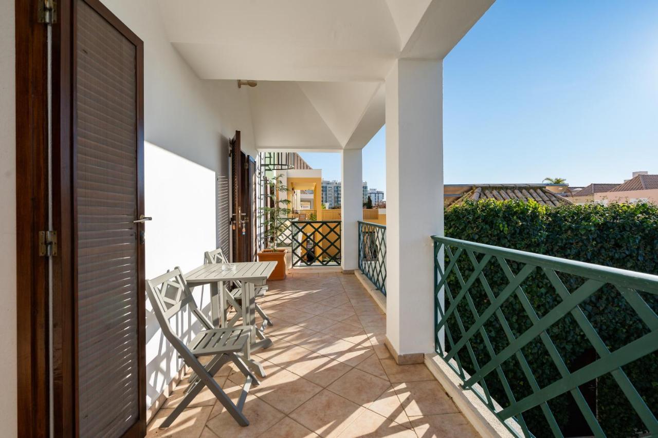 Holiday Villa In Elite Residential Area Of 法鲁区 外观 照片